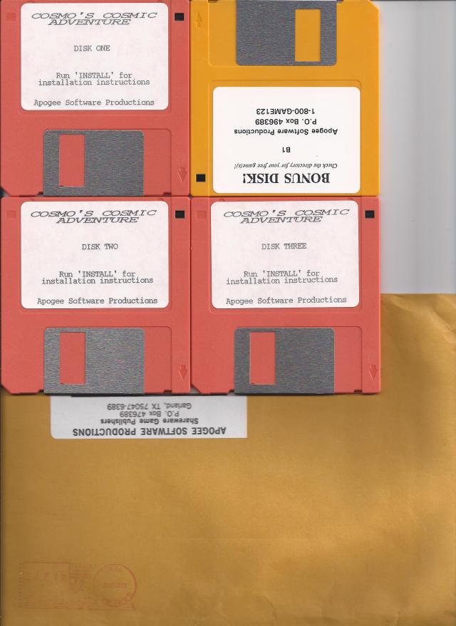 Found-objects-computer-stuff-07