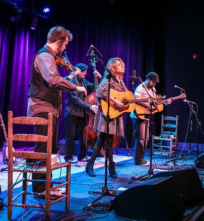 Claire-Lynch-Band-04